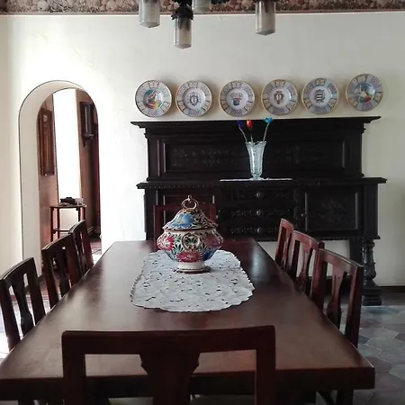 Casa D'epoca Fronte A Di 도마소